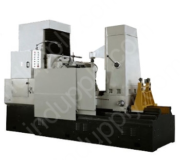 Gear hobbing machine