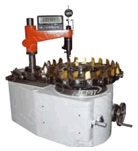 Bevel gear cutter presetter