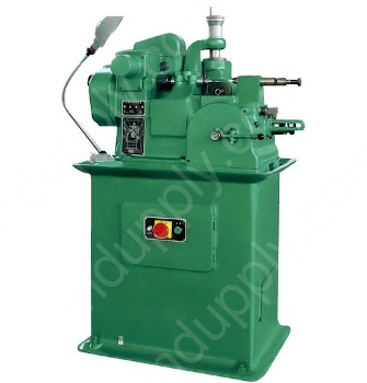 Gear hobbing machine
