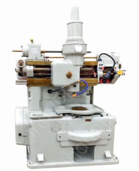 Gear shaping machine
